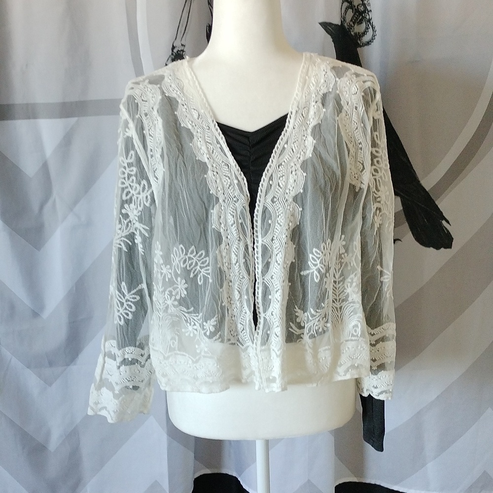 White lace Summer top